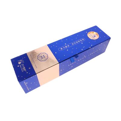 China Factory Customized LOGO High End Gift Boxes Recyclable This is a beautiful silver card cardboard box for holiday surprise gift box foodstuff for sale