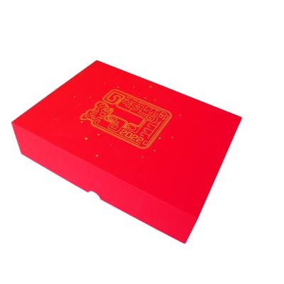 China Recyclable Factory Customized 2mm Cardboard Sky And Earth Cover Gift Box With Small Cards For Red Color Gift Box for sale