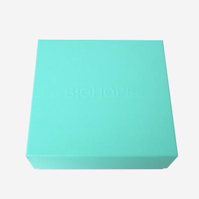 China Factory Customized Recyclable 1.5mm Cardboard LOGO Pattern Lid Rayon Embossing Boxcosmetic Raffia And Base Box For Skincare Product Box for sale