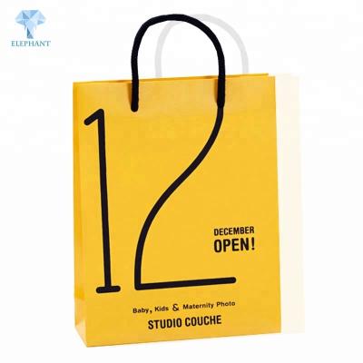 China Latest Recyclable Custom Hot Sale Fashion Luxury Baby Gifts Packing Colorful Kraft Paper Bag for sale