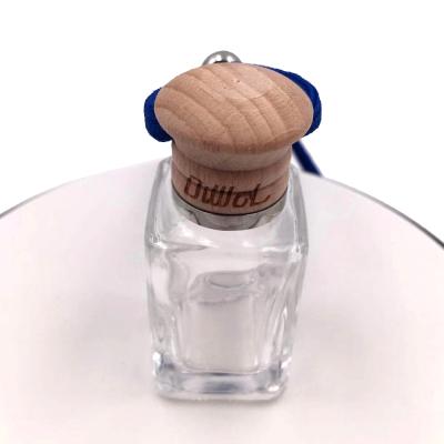 China Fancy Essential Oil Car 10ml Cosmetic Hot Selling Empty Pocket Automatic Essential Oil Bottle for sale