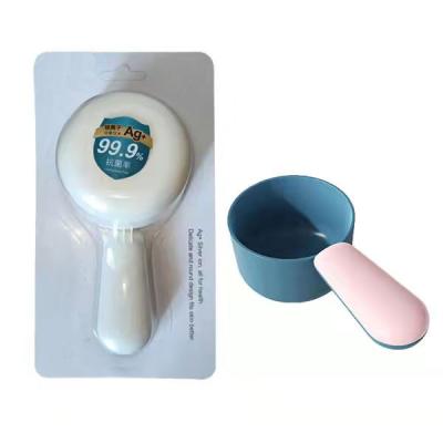 China Non-automatic Pet Feeding Spoon Thickened ABS Food Grade Plastic Pet Food Spoon Dog Food Shovel With Sealing Clip for sale