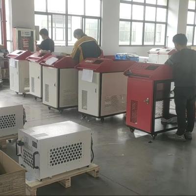 China 1000W 1500W 2000W 3000W Portable Handheld Fiber Laser Welding Machine for Industrial for sale