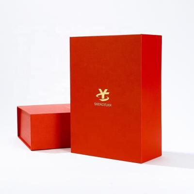 China Recyclable Magnetic Gift Box Custom Logo Bridesmaid Scarf Shoe Foldable Red Magnetic Gift Box for sale