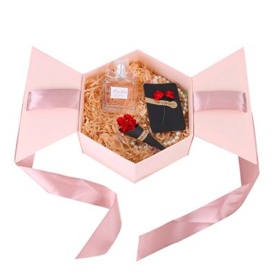 China Handmade Custom Rigid Cardboard Hexagon Paper Wedding Bridesmaid Rose Sweet Gift Packaging Box With Ribbon for sale