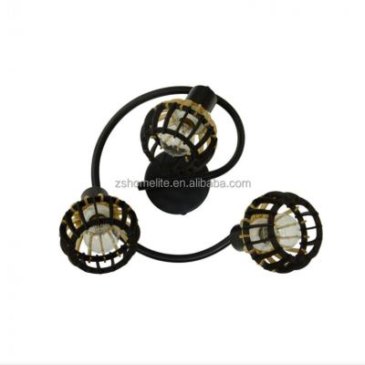 China Minimalist 3 Head Wooden Ceiling Light E14 Lamparas De Techo Modern Pendant Lamp for sale