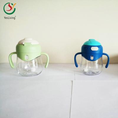 China Wholesale 320ml Baby Silicone Milk BPA Free Tritan Wide Neck Baby Bottles China Manufacturer With Handle for sale