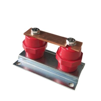 中国 2 Way Copper Bus-bar Electrical Earthing Tape Bus Bar 販売のため