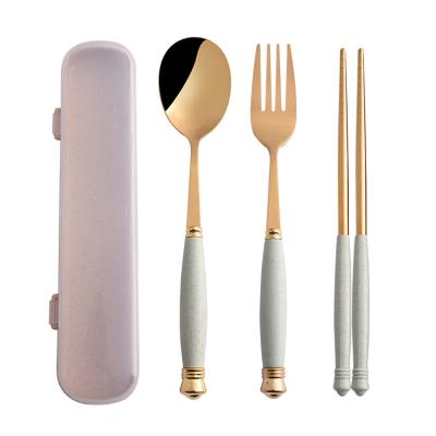 China Modern Restaurant Gold Cutlery Set Stainless Steel Flatware With Spoons Forks Knife Wedding Party Gift for sale