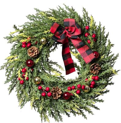 China Professional Supply Durable Christmas Lit Artificial Flower Christmas Wreath For Home Decor for sale