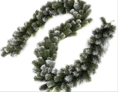 China Hot Sale Party Christmas Cane 2.7M PVC Christmas Wreath Christmas Decoration for sale