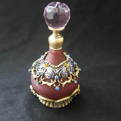 China Antique Round 25ml Victoria Gourd Purple Screw Perfume Bottle For Women With Antique Bronze Metal Stick Cap for sale