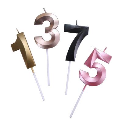 China Home Decor Glitter Powder Numbers Decoration Birthday Party Cake Candles 0 to 9 in Gold Colors Popular Design for sale