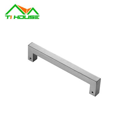 China Euro 10mm Modern Underpinnings Bar Pull To Handle Long Fancy Sideboard Cupboard Edge Door Drawer Handles for sale