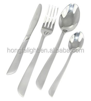 China Disposable 24pcs 72pcs 84pcs 113pcs silver and gold plated stainless steel cutlery set for dinner dish for sale