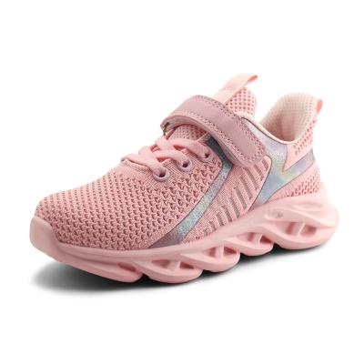 China Lightweight Breathable Kids Running Shoes Boys Girls Breathable Easy Walk Knit Sneakers for sale