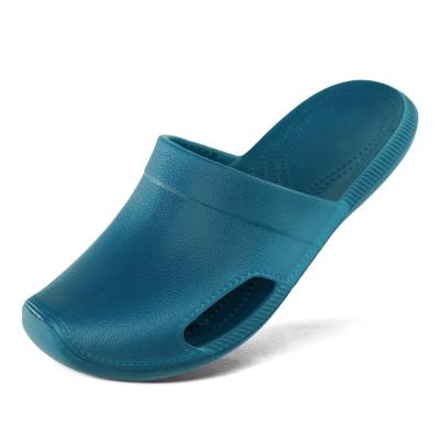 China Waterproof Women's Light Slip Resistant Nursing Shoes Garden Clogs Slippers for sale