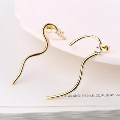 China Minimalist Stud Snake Earrings Jewelry Gifts S925 Sterling Silver Gold Plated Snake Heart Love Trendy Stud Earrings for sale