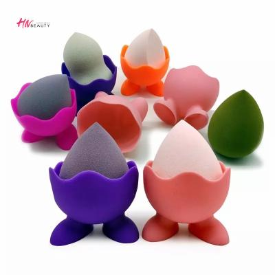 China China Manufacture Cosmetic Sponge Stand Beauty Egg Silicone Holder Makeup Puff Powder Storage Drying Stand Portable Silicone Holder for sale