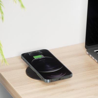 China Mobile phone five star product cordless phone charging long distance wireless charger 12V/1.5A input for sale