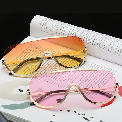 China Luxury Frame Female Vintage Free Frame Ladies UV400 Sunglasses Fashion Sinle Sun Glasses Large Large Frame Sunglasses for sale