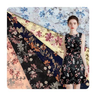 China Custom Made Flower Design Shrink-Resistant 100% Polyester Chiffon Printed Fabric Women Floral Printing Chiffon for sale