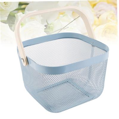 China Sustainable New Fashion Home Storage Picnic Portable Iron Metal Basket Laundry With Wooden Handle Organizer Basket for sale