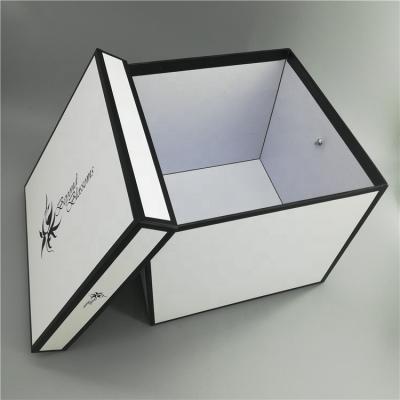 China Recyclable Packaging Box For Clothes , Square Shape Paper Box For Gift for sale