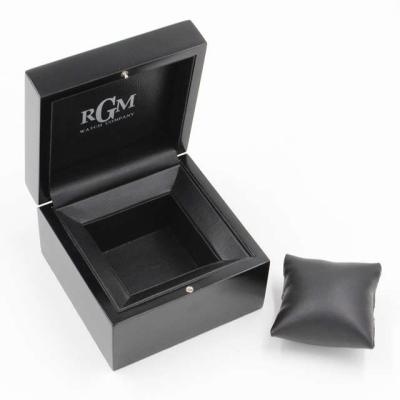 China Yiwu factory luxury wooden watch box handmade wooden invisible button black watch box with simple pillow square watch packaging for sale