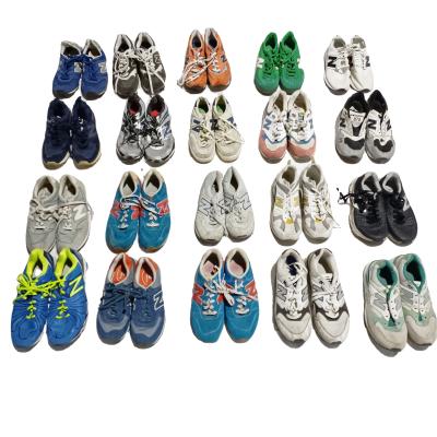 China CUSHIONING Original Logo Men's Brand Sneaker Sports Casual Shoes Casual Used Shoes Running Style for sale