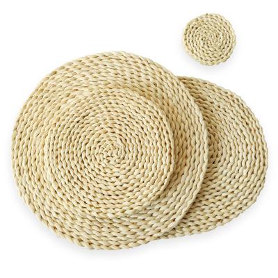 China Maize Husk Straw Weave Tea Mat Table Mat Sustainable Japanese Style Natural Heat Resistant Table Mat for sale