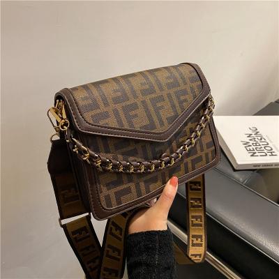 China Fashion Simple New Fashion Retro Letter Printing Shoulder Cross - Body Bag For Women Luxury Simple Messenger Bag for sale