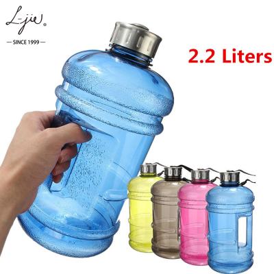 China Sustainable 2.2L/3.78L PETG BPA Free Sports Water Bottles For Gym for sale