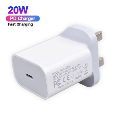 China UK PD 20W USB C 3 Pin Type Mobile Phone UK Plug Super Fast C Wall Charger USB Adapter Chargers For Smart Phones for sale