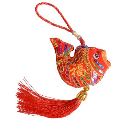 China Chinese Style Embroidery Decoration Fish Mobile Phone Features Knot Decorations Chinese Bells Pendant Wind Tassel Gift for sale