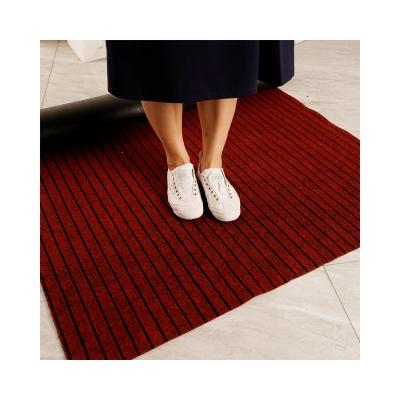 China Washable 2023 Wholesale factory high quality rubber custom door floor mats rubber with scrub & drainage for sale