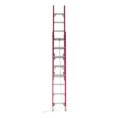 China Folding Ladders 16 20 24 28 32 Steps Lightweight Insulation FRP Fiberglass Extension Ladders for sale