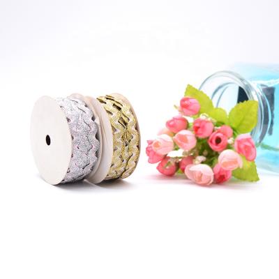 China Wholesale Recyled In Stock Ric Rac Lace Gold Metallic Braided Ribbon Rick Rack Tape for sale