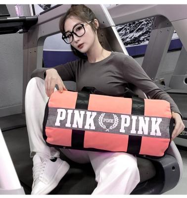 China Amazon Multifunctional Patchwork Around Rolling Logo Dance Sports Gym Gym Fleece Travel Bag Pink Colorful Large Bag Ladies Girls Weekender Overnight Print for sale