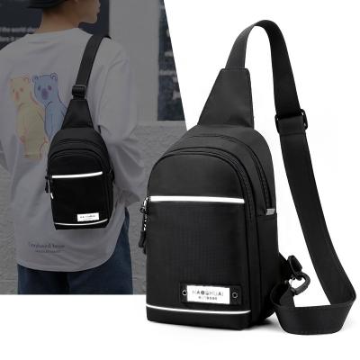 China Multifunctional Fashion Anti Theft Canvas Cross - Body Man Women Chest Men Shoulder Messenger Sling Bags With Reflective Line for sale