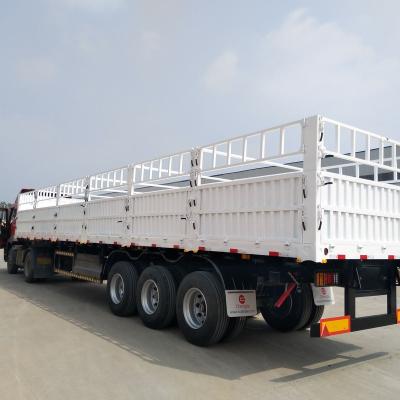 China Truck Trailer 3 Axles 40ft Flat Bed Trailer Animal Transport Trailer for sale