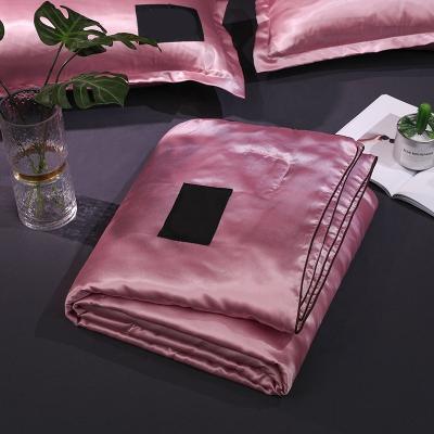 China Polyester Twill Blend Nondisposable Direct Dyeing Single Comforter for sale