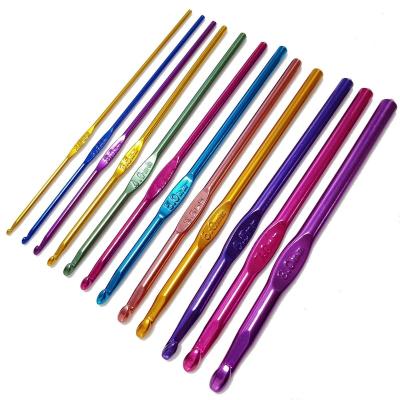 China Hand Knitting Manufacturer's Colored Alumina Single End Knitted Crochet DIY Knitting Tool Crochet Set Wholesale Crochet Sweater Needle for sale