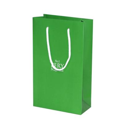 China Handmade simple green environmental protection paper bags portable gift bags shopping bags for sale