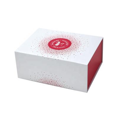 China The Other Matt Art Collapsible Gift Box Custom Made Of Art Paper And Cardboard Magnetic Gift Folding Box for sale