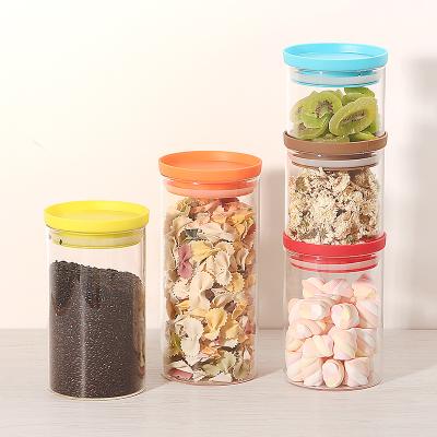 China Sustainable Hot Hosted Glass Storage Jar For Spices With Plastic Lid for sale