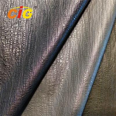 China Wear Resistant 30% Polyester 70% PU Synthetic Leather For Garments 150cm Width for sale