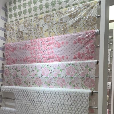 China 137cm X 20m EN71 Pvc Lace Tablecloth Pink Color for sale