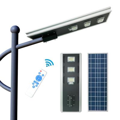 China ROAD 2021 high lumen explosion proof 300w solar street light outdoor , 300 watt led street light for sale