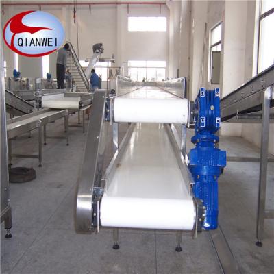 Cina PVC Belt Fruit Sorting Conveyor 380V / 50HZ With Continuous Work in vendita